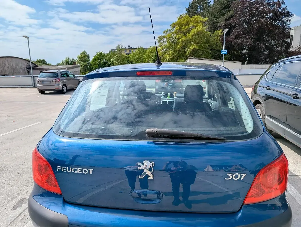 Gebraucht Peugeot 307 90 PS (66 kW) 2005 Blau Kleinwagen