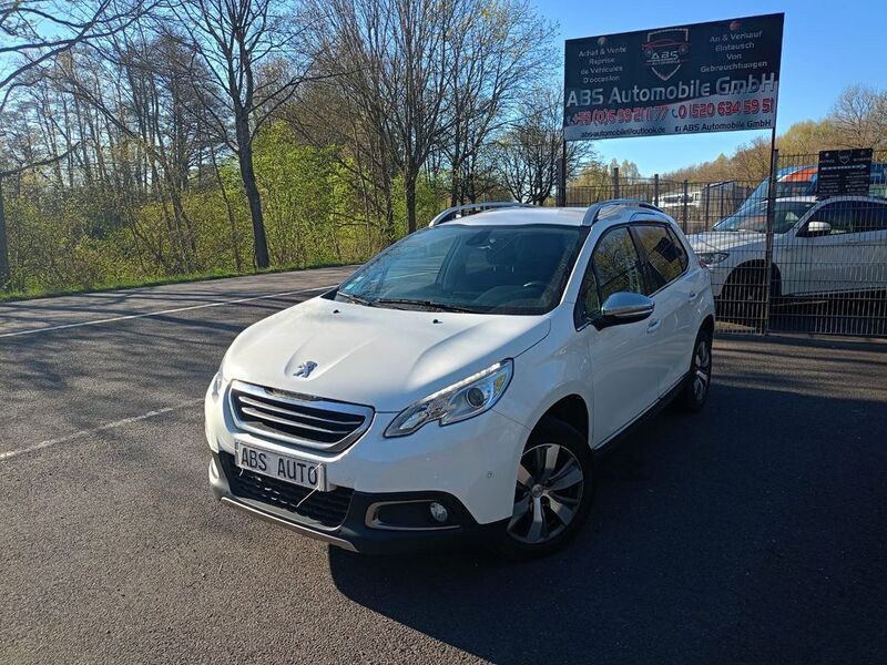 Weiß Gebraucht 2014 Peugeot 2008 Allure SUV | 4.490 € (Superpreis) - Bild 1/4