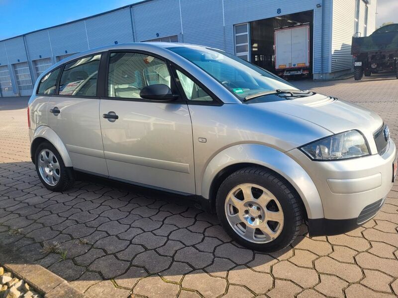 Gebraucht Audi A2 Sport 75 PS (55 kW) 2002 Silber Kleinwagen
