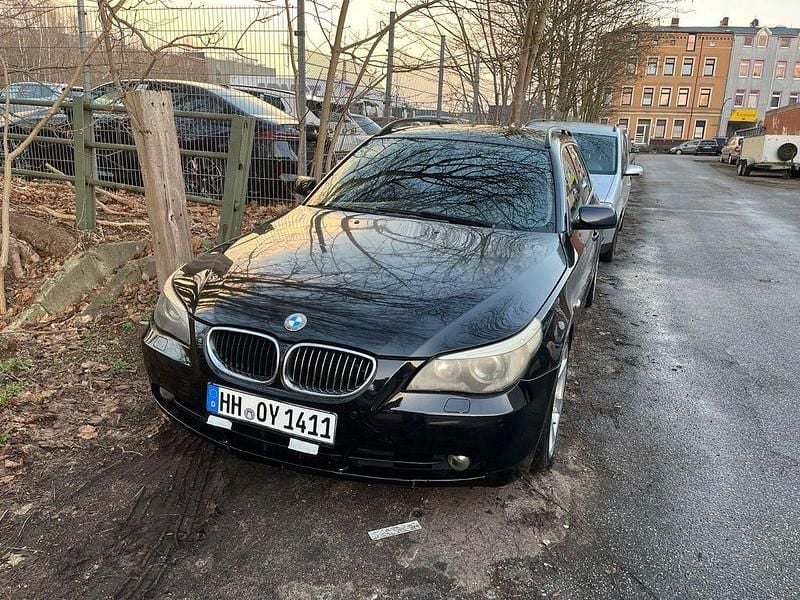 Gebraucht BMW 520 163 PS (119 kW) 2006 Schwarz Kombi