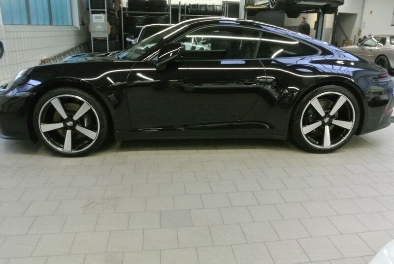 Gebraucht Porsche 992 394 PS (289 kW) 2025 Coupé