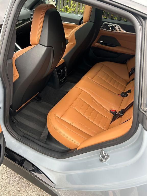 Gebraucht BMW 440 Performance 374 PS (275 kW) 2023 Grau Coupé