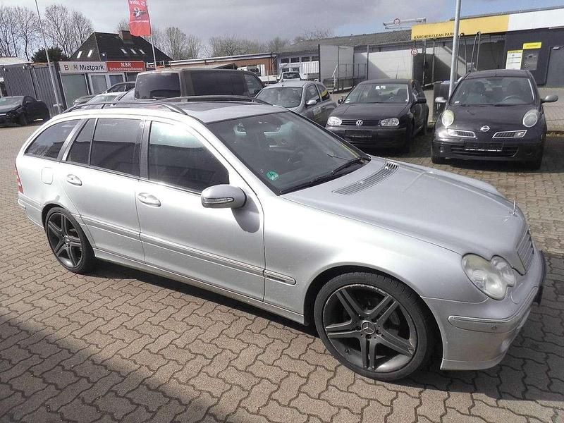Gebraucht Mercedes C200 122 PS (89 kW) 2005 Silber Kombi