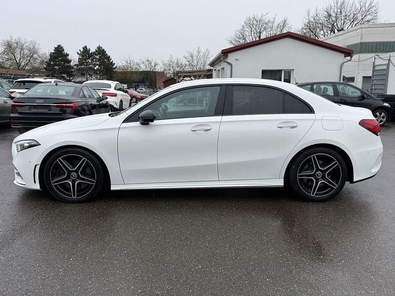 Gebraucht Mercedes A220 AMG line 190 PS (139 kW) 2022 Weiß Limousine