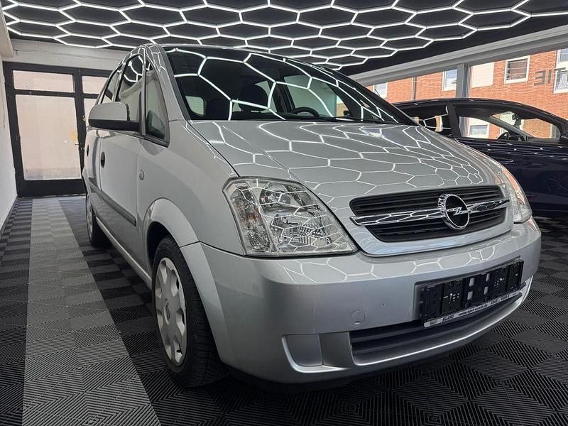 Silber Gebraucht 2004 Opel Meriva Enjoy Van / Kleinbus | 3.890 € (Etwas zu teuer) - Bild 1/4