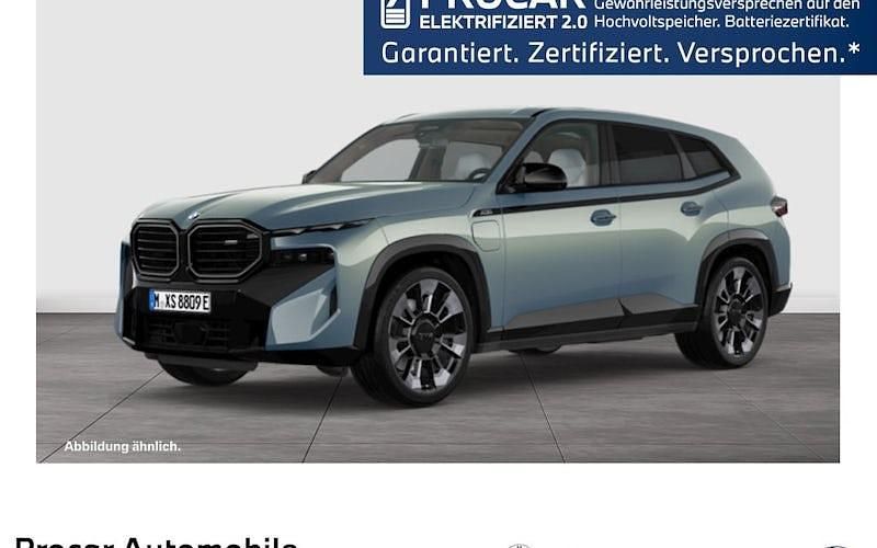 Grün Gebraucht 2024 BMW XM Performance SUV | 102.480 € - Bild 1/4