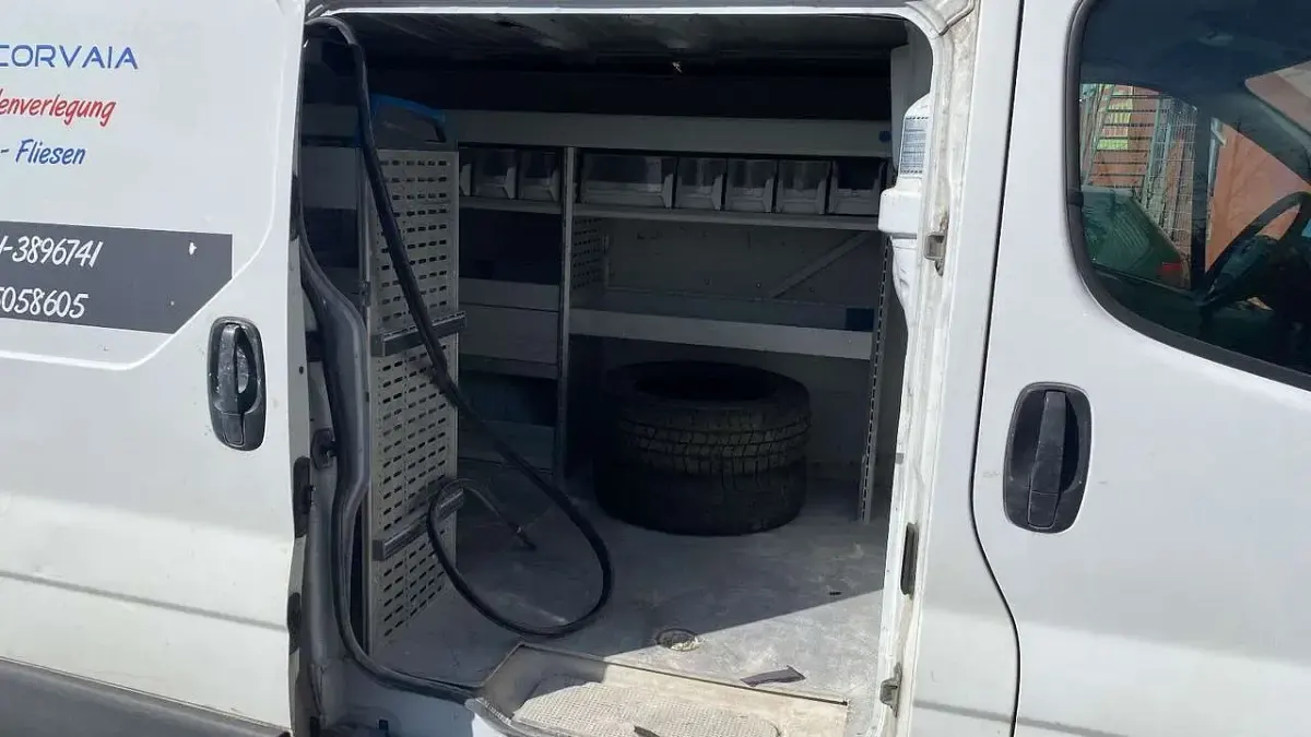 Używany Opel Vivaro 90 KM (66 kW) 2013 Biały Minivan