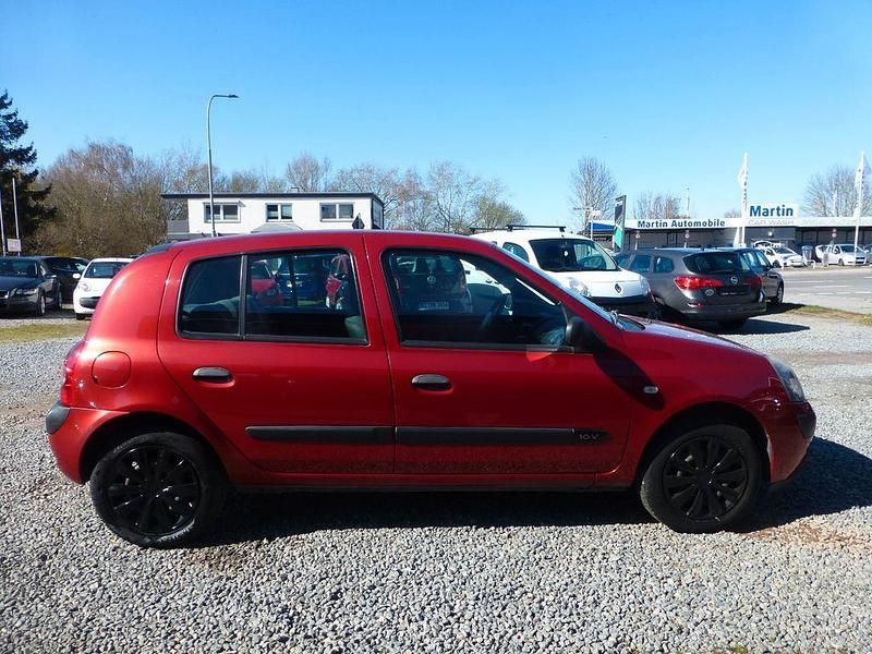 Gebraucht Renault Clio II 75 PS (55 kW) 2005 Rot Limousine
