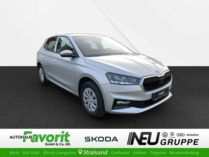 Silber Gebraucht 2024 Skoda Fabia Selection Limousine | 17.990 € (Fairer Preis) - Bild 1/4