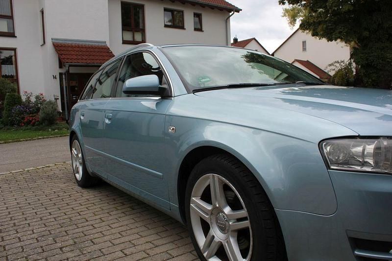 Blau Gebraucht 2008 Audi A4 Business Kombi | 2.100 € (Guter Preis) - Bild 1/4