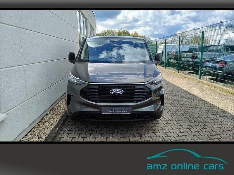 Neu Ford Transit Custom Trend 136 PS (100 kW) 2025 Magnetic met Limousine