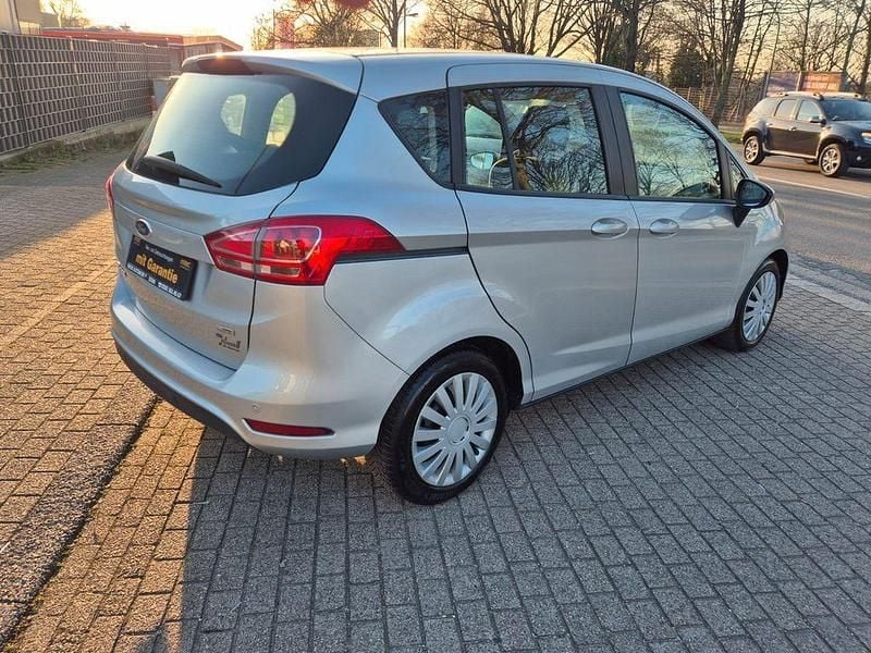 Gebraucht Ford B-MAX Titanium 101 PS (74 kW) 2013 Silber Van / Kleinbus