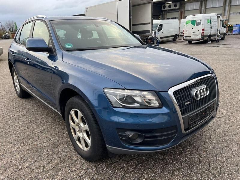 Blau Gebraucht 2010 Audi Q5 SUV | 8.450 € (Guter Preis) - Bild 1/4