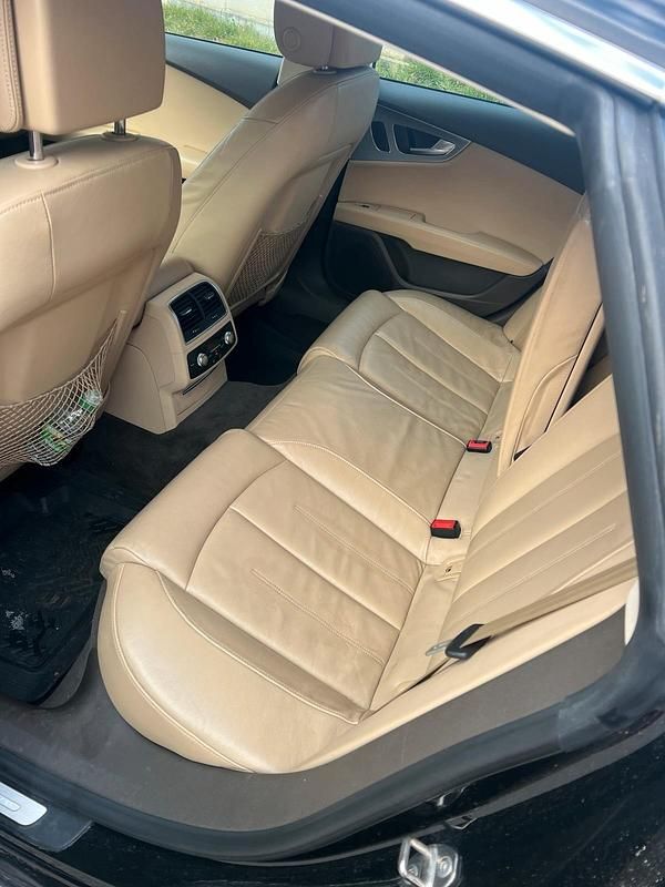 Gebraucht Audi A7 Ambiente 245 PS (180 kW) 2011 Schwarz Kleinwagen