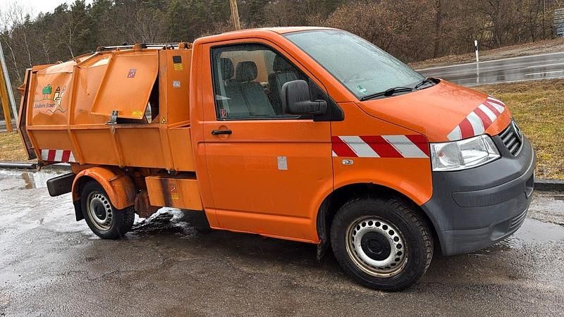 Gebraucht VW Transporter 131 PS (96 kW) 2009 Orange Van