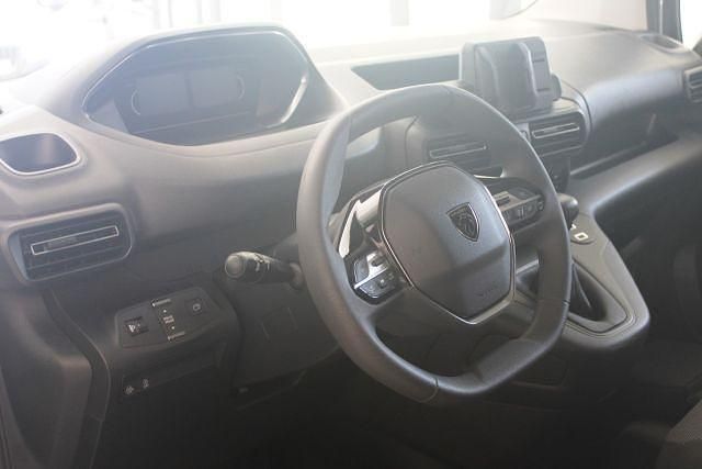 Neu Peugeot Partner 102 PS (75 kW) 2025 Weiß Van / Kleinbus