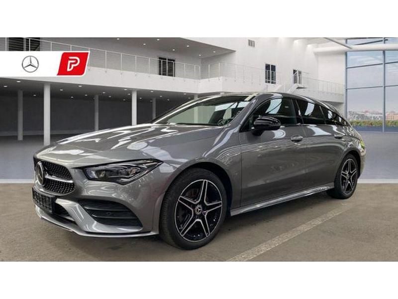 Mountaingrau (metallic) Gebraucht 2021 Mercedes CLA250e AMG Limousine | 27.500 € (Guter Preis) - Bild 1/3
