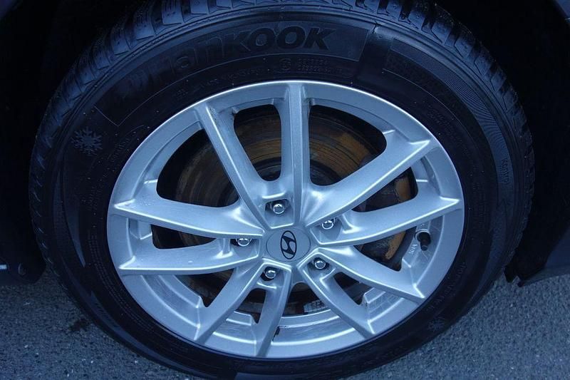 Gebraucht Hyundai i30 YES! 140 PS (102 kW) 2020 Grau Kombi