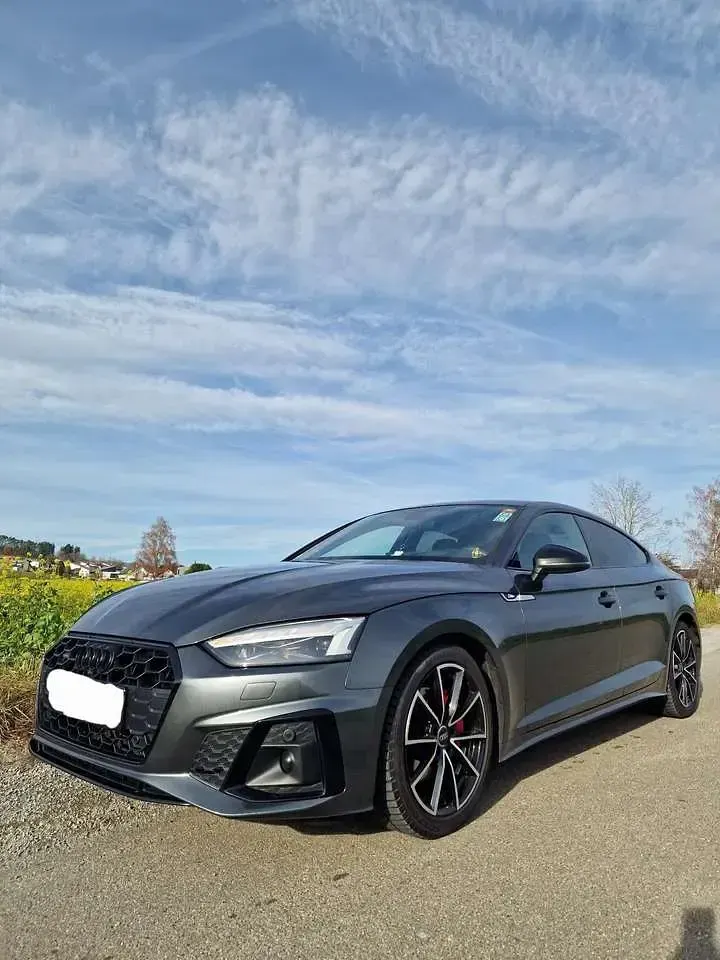 Gebraucht Audi A5 Sportback Edition .1 190 PS (139 kW) 2020 Grau Kleinwagen