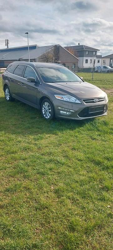Andere farben Gebraucht 2014 Ford Mondeo Kombi | 5.500 € (Fairer Preis) - Bild 1/4