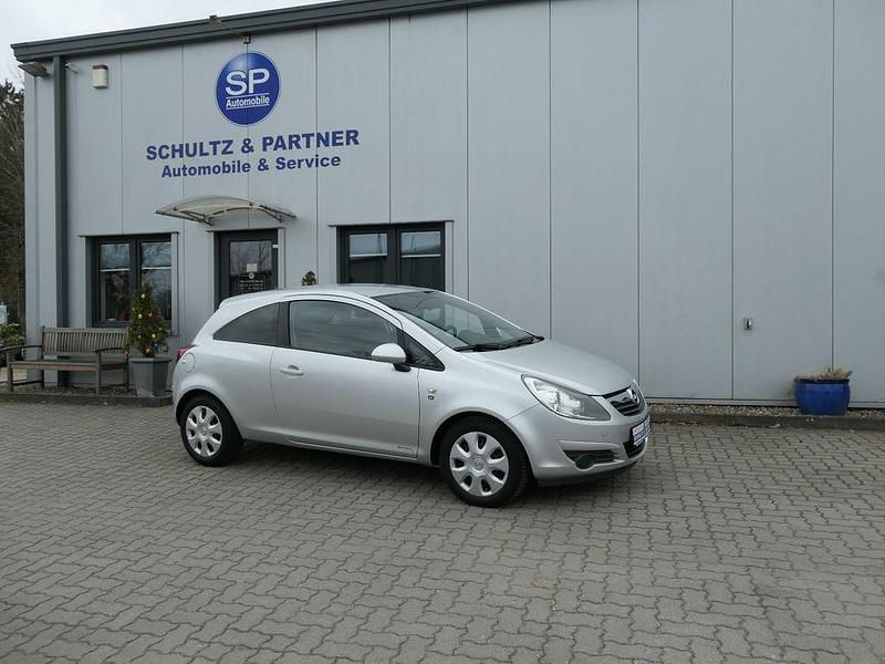 Gebraucht Opel Corsa Edition 69 PS (50 kW) 2010 Silber Kleinwagen