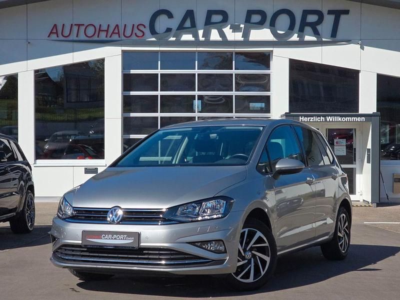 Silber Gebraucht 2018 VW Golf Sportsvan Join Van / Kleinbus | 18.990 € (Fairer Preis) - Bild 1/4