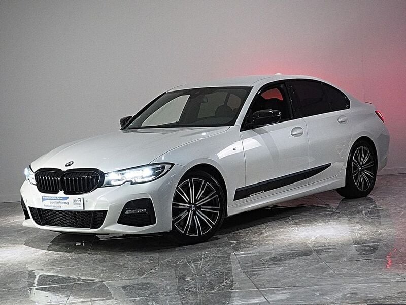 Mineralweiss metallic Gebraucht 2020 BMW 320 M Sport Limousine | 28.950 € (Fairer Preis) - Bild 1/4