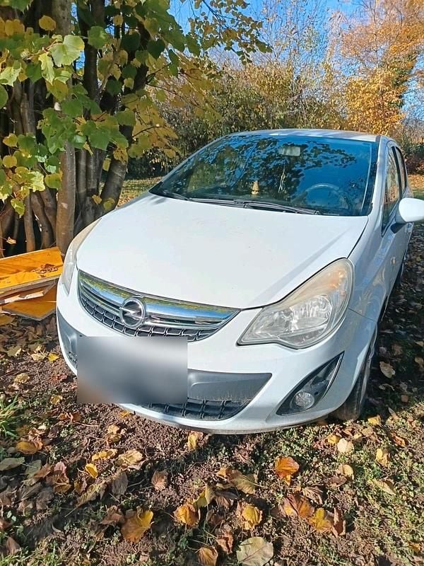 Gebraucht Opel Corsa 120 PS (88 kW) 2012 Weiß Kleinwagen