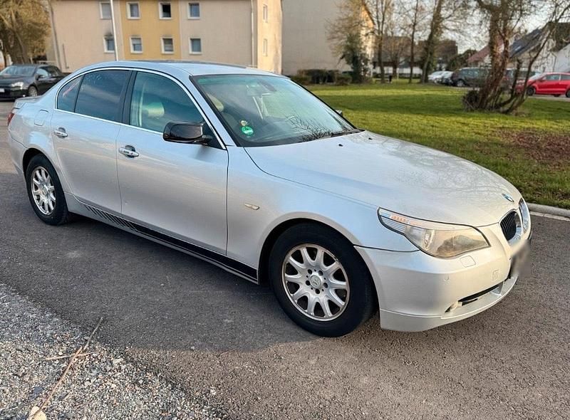 Gebraucht BMW 520 163 PS (119 kW) 2006 Silber Limousine