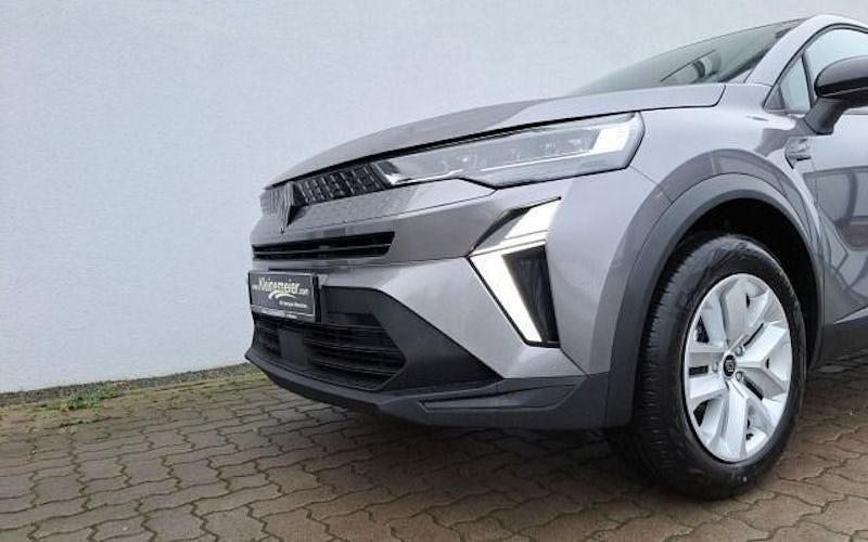 Neu Renault Captur Evolution 100 PS (73 kW) 2025 Grau SUV