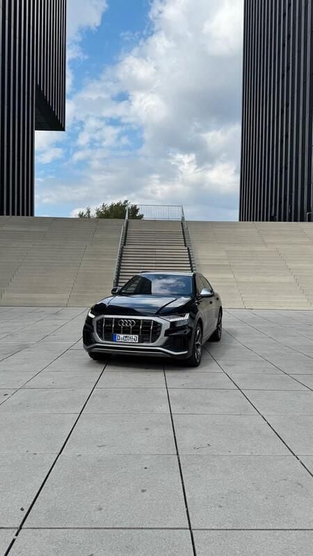 Schwarz Gebraucht 2020 Audi SQ8 S-Line SUV | 65.999 € (Fairer Preis) - Bild 1/4