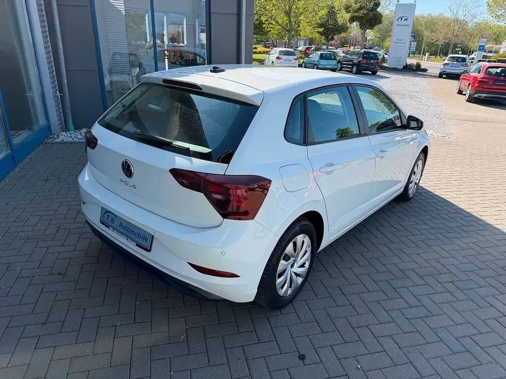 Usata VW Polo 80 CV (58 kW) 2022 Bianco Utilitaria
