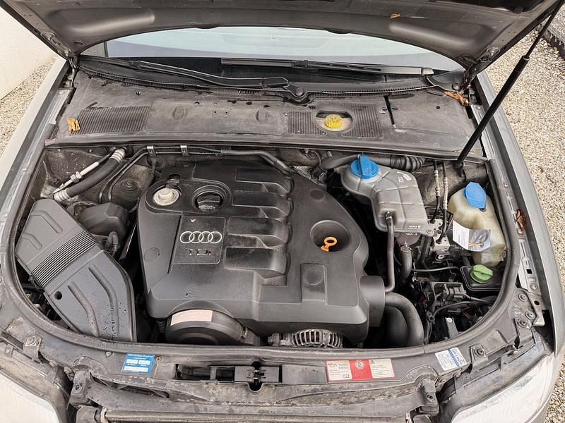 Gebraucht Audi A4 131 PS (96 kW) 2002 Silber Kombi