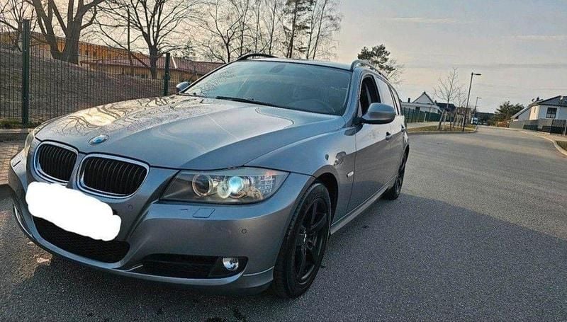 Grau Gebraucht 2009 BMW 318 Kombi | 2.950 € (Guter Preis) - Bild 1/4