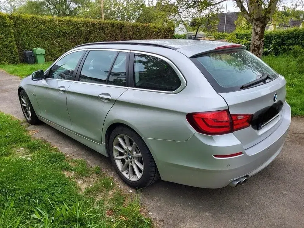 Gebraucht BMW 520 184 PS (135 kW) 2012 Silber Kombi