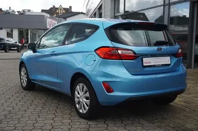 Gebraucht Ford Fiesta Cool & Connect 75 PS (55 kW) 2022 Blau Kleinwagen