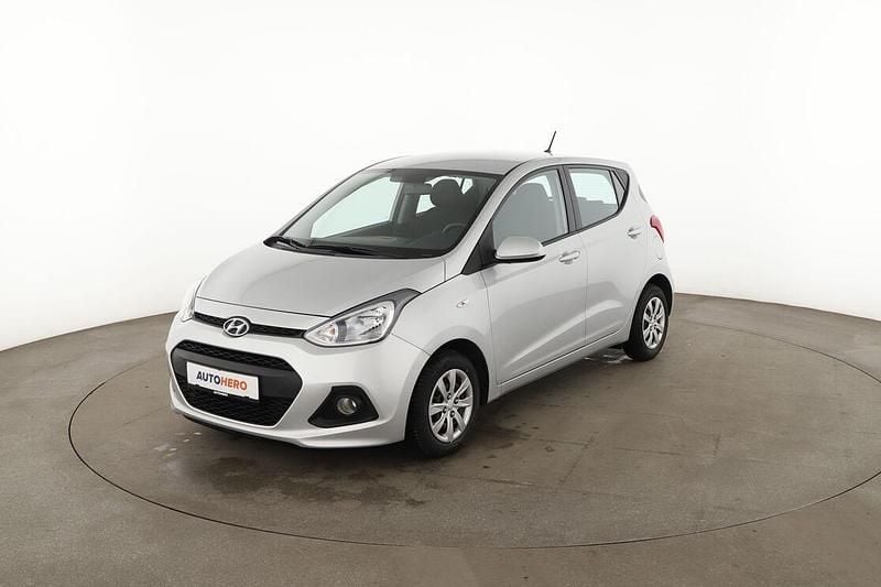 Gebraucht Hyundai i10 Basis 67 PS (49 kW) 2016 Grau Kleinwagen