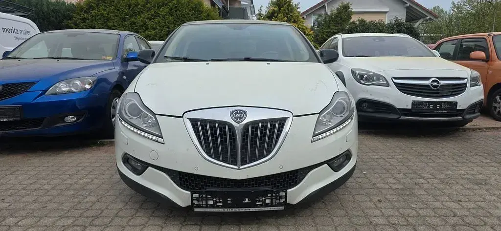 Second-hand Lancia Delta 190 CP (139 kW) 2010 Alb Hatchback