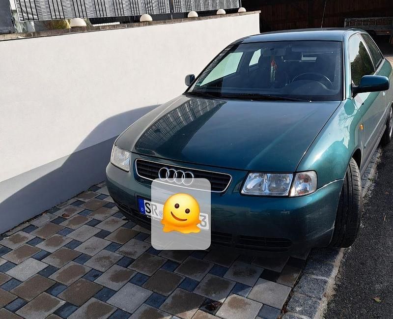 Grün Gebraucht 1998 Audi A3 Limousine | 1.850 € (Guter Preis) - Bild 1/4