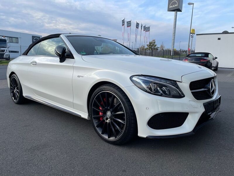 Weiß Gebraucht 2018 Mercedes C43 AMG AMG Cabrio | 37.200 € (Guter Preis) - Bild 1/4