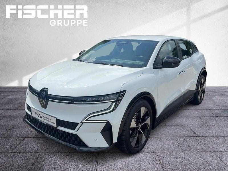 Weiß Gebraucht 2023 Renault Mégane Equilibre Limousine | 26.490 € (Etwas zu teuer) - Bild 1/4