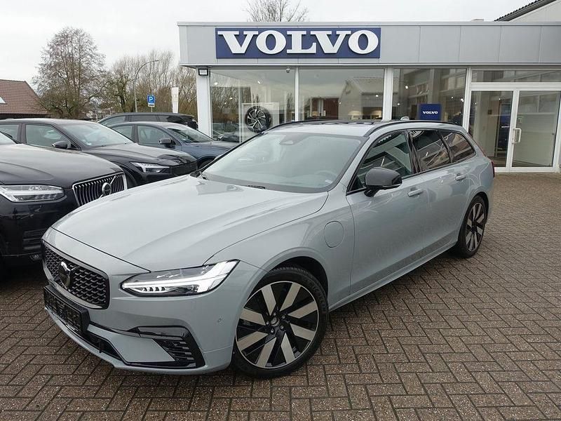 Grau Gebraucht 2025 Volvo V90 Plus Kombi | 43.900 € (Superpreis) - Bild 1/4