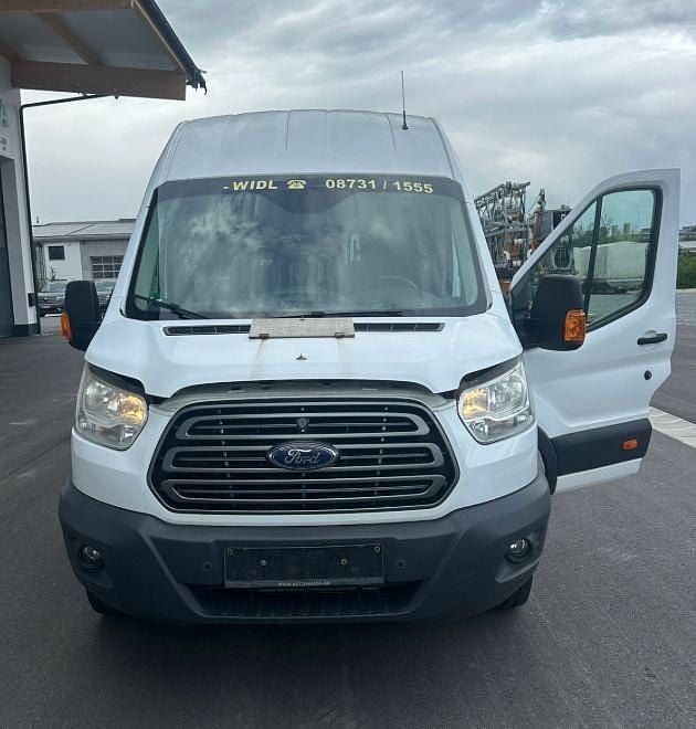 Gebraucht Ford Transit Trend 125 PS (91 kW) 2015 Weiß Van / Kleinbus