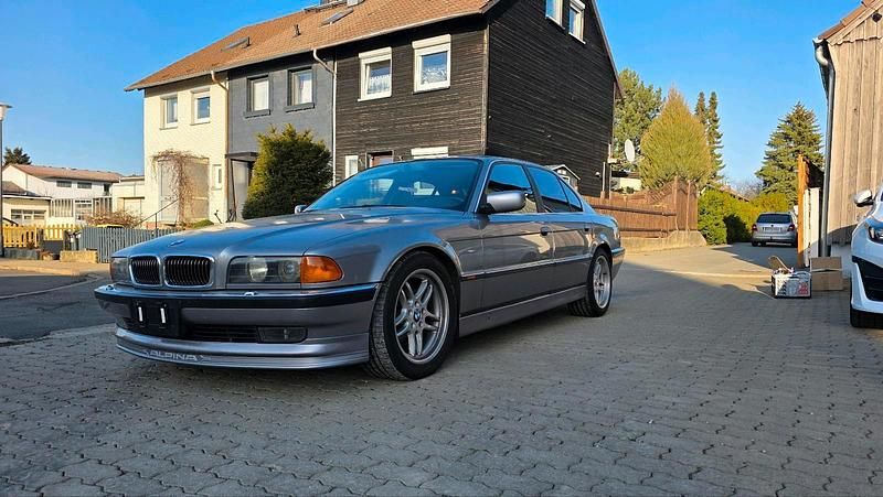 Gebraucht BMW 740 286 PS (210 kW) 1997 Silber Limousine