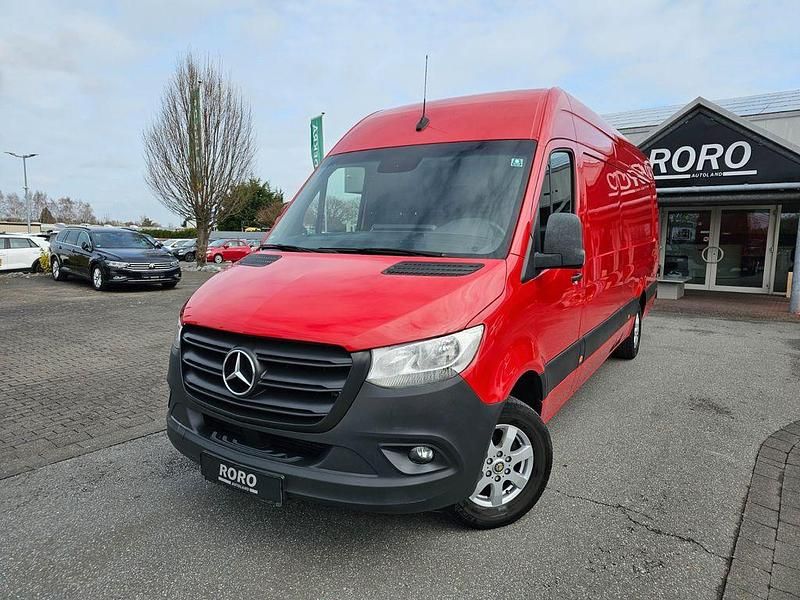 Gebraucht Mercedes Sprinter 163 PS (119 kW) 2021 Rot Van