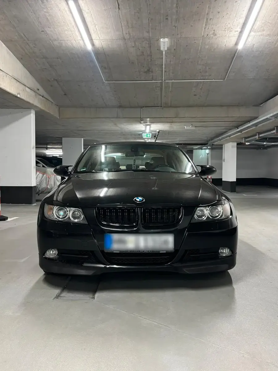 Gebraucht BMW 320 150 PS (110 kW) 2005 Schwarz Limousine