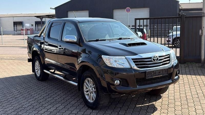 Gebraucht Toyota HiLux 171 PS (125 kW) 2016 Schwarz Pickup