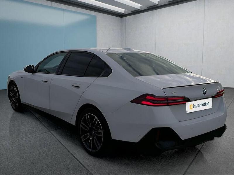 Gebraucht BMW i5 250 kW (340 PS) 2024 Weiß Limousine