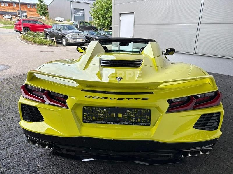 Neu Corvette Stingray 481 PS (353 kW) 2025 Gelb Cabrio