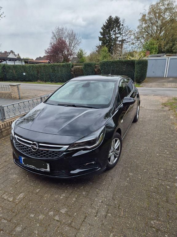 Gebraucht Opel Astra Active 125 PS (91 kW) 2018 Schwarz Limousine